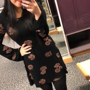 Forever 21 Floral Black Dress Size Small